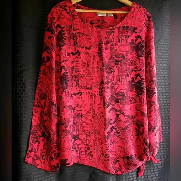CHICO'S 100% Silk Multi-Design Printed Blouse Size:2 Red & Black. - Picture 7 of 7